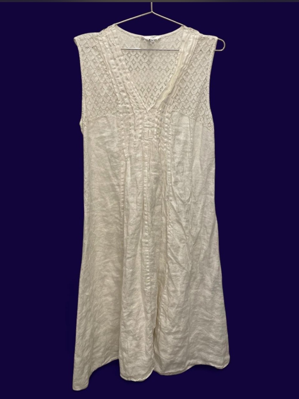 100% Linen Ivory Lace-Trim Sleeveless V-Neck Top